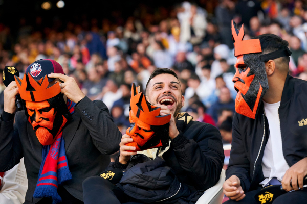 92 mila spettaori mascherati al Camp Nou2